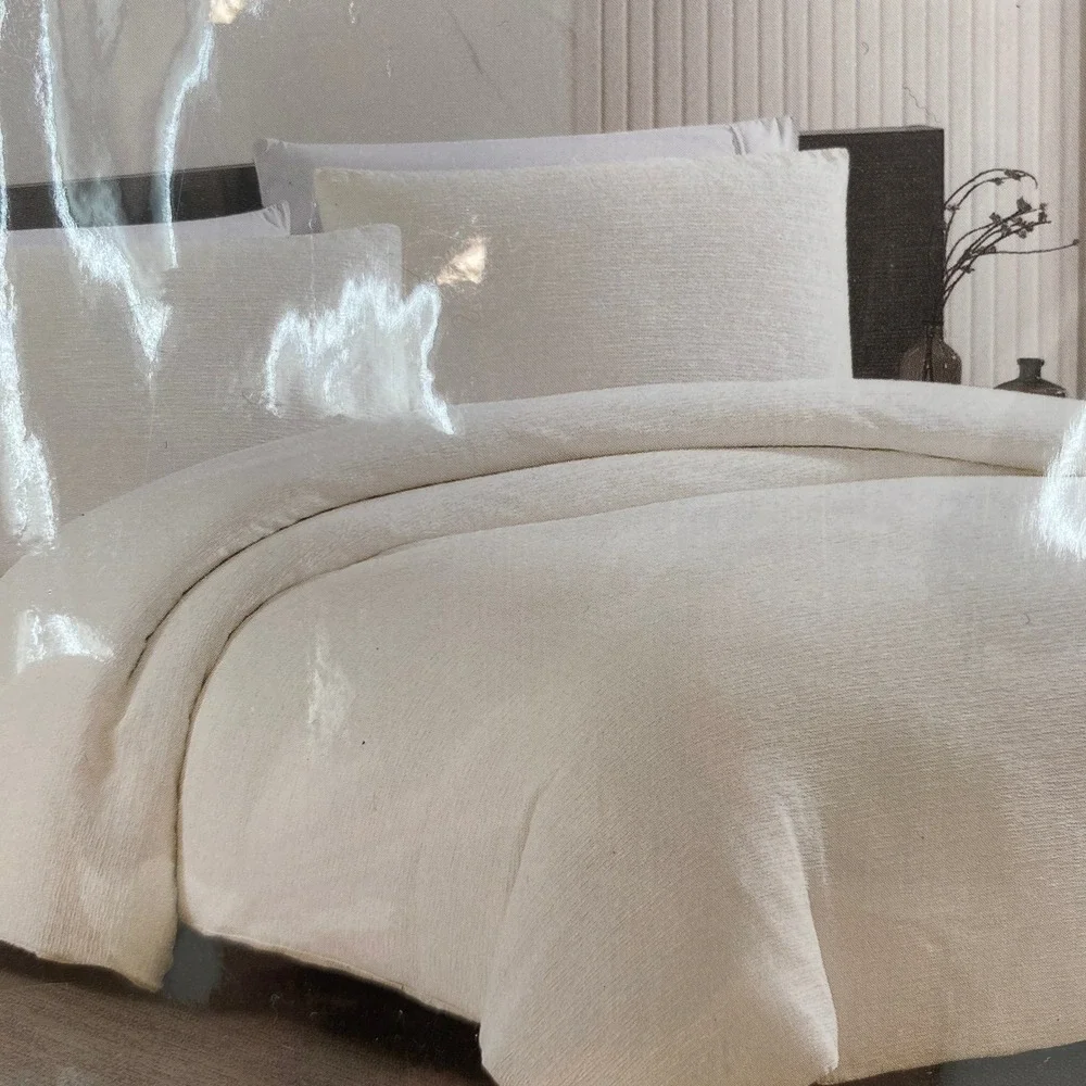 Vera Wang Duvet Set Queen White Crinkle Textured Modern Luxury Minamalist Chic
